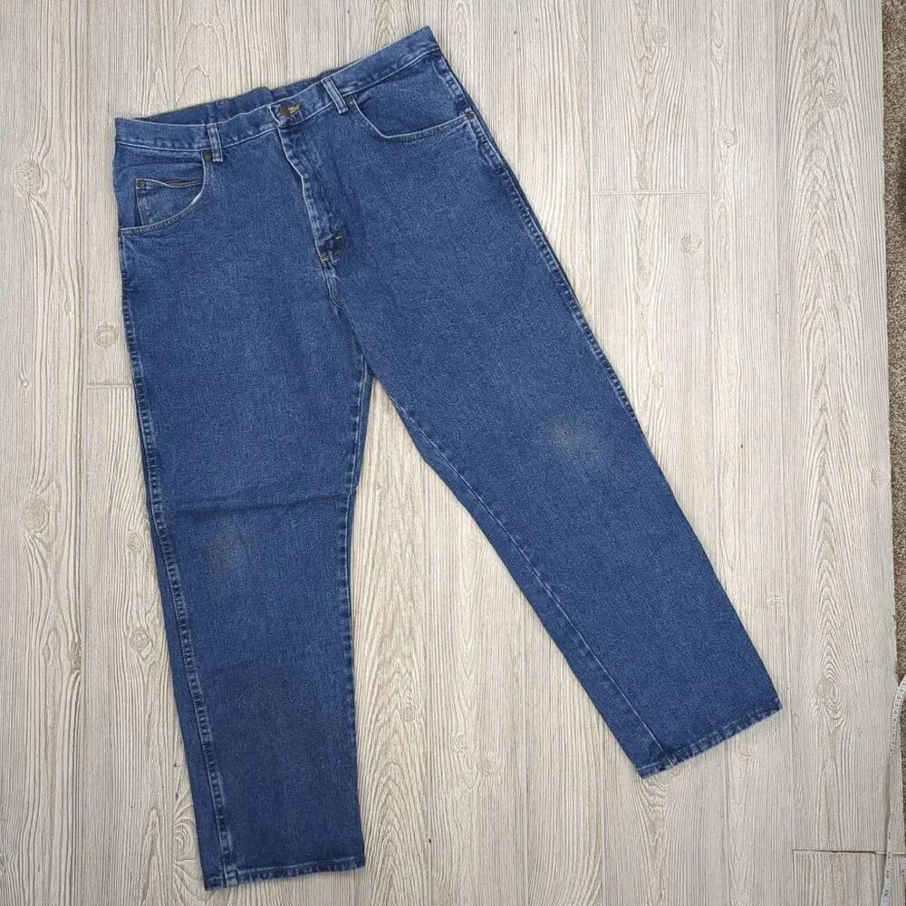 Vintage Y2K Wrangler Ruggedwear Men's 38x30 Blue Bootcut Jeans Workwear